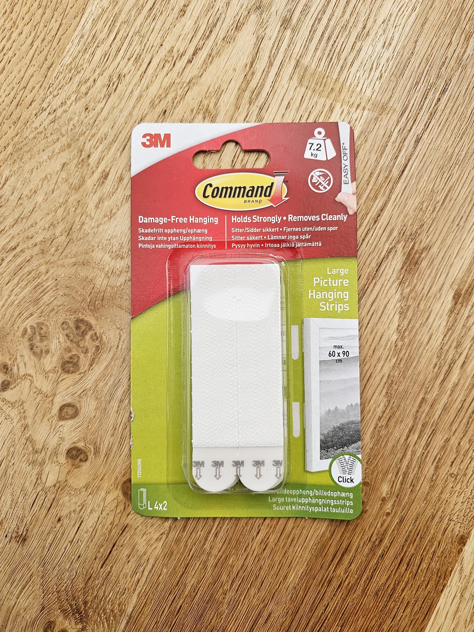 A picture of a pack of Command Picture Hanging strips.